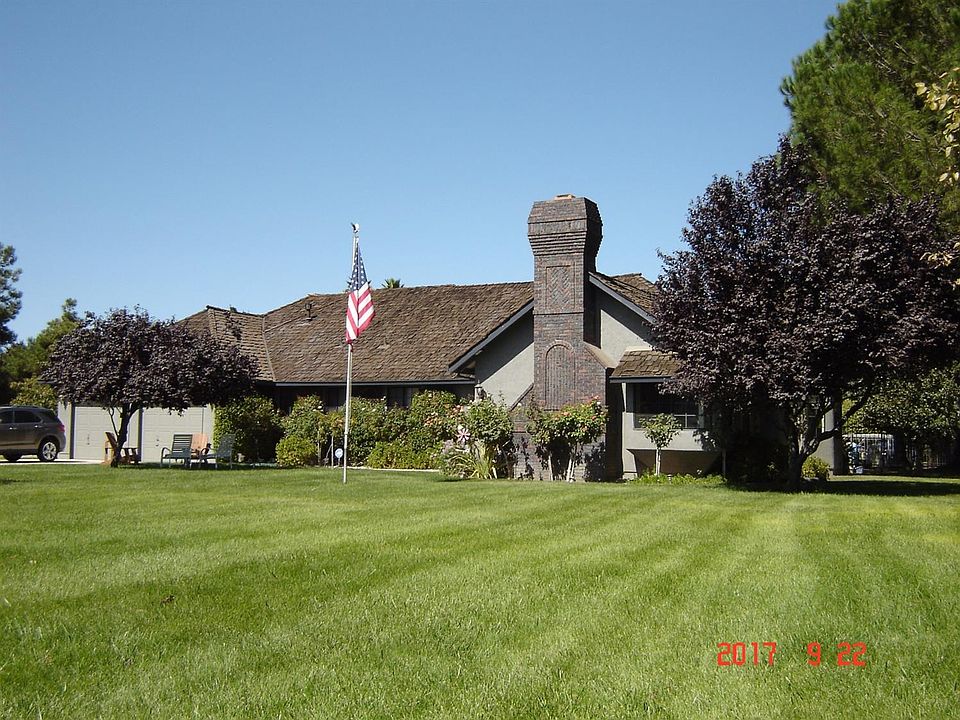 1st image of 8567 W Etcheverry Dr
