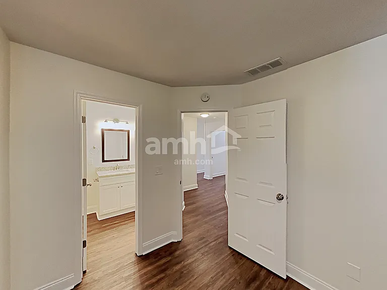 1753 Thomas Pointe Trce — Photo 17