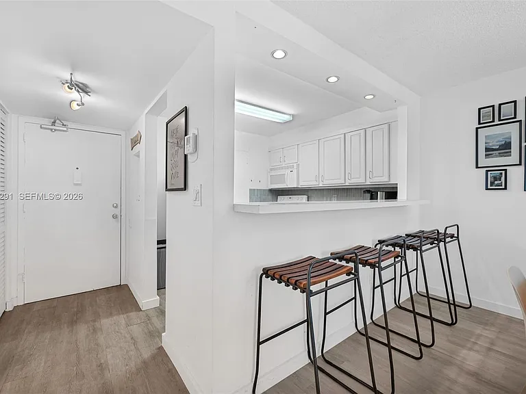 345 Ocean Dr #623 — Photo 21
