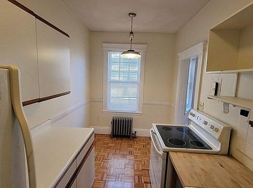 5th image of 63 Longwood Ave #3U