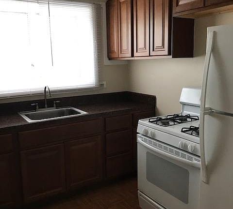2nd image of 4923 Crain St APT 2B