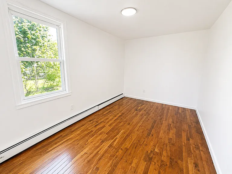 51 N 5th St #1 — Photo 8