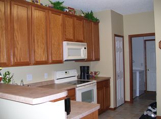 606 Village Pkwy, Circle Pines, MN 55014