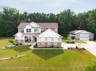 9655 Tobermory Dr, Haslett, MI 48840