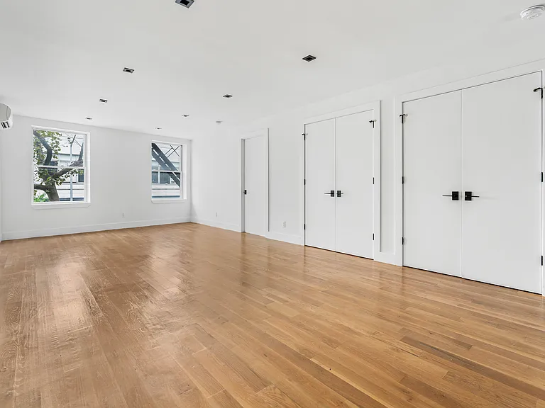 161 Court St #4 — Photo 4