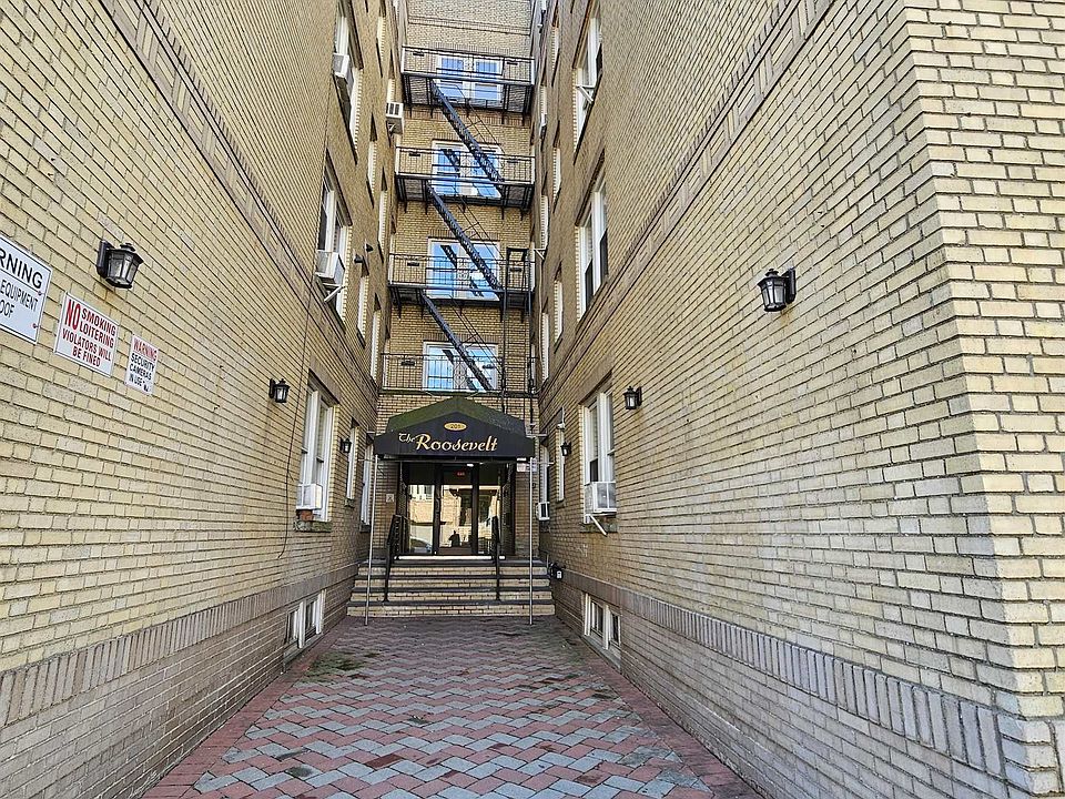 1st image of 201 45th St APT E8
