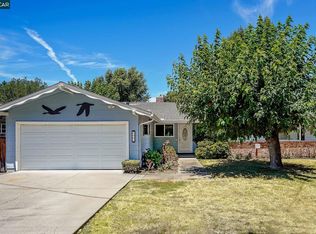 1801 Whitman Rd, Concord, CA 94518