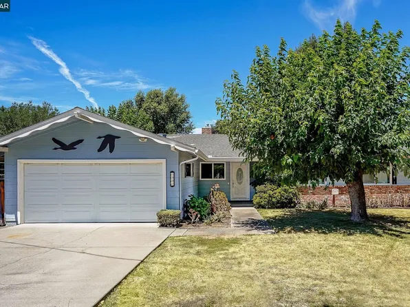 1801 Whitman Rd, Concord, CA 94518