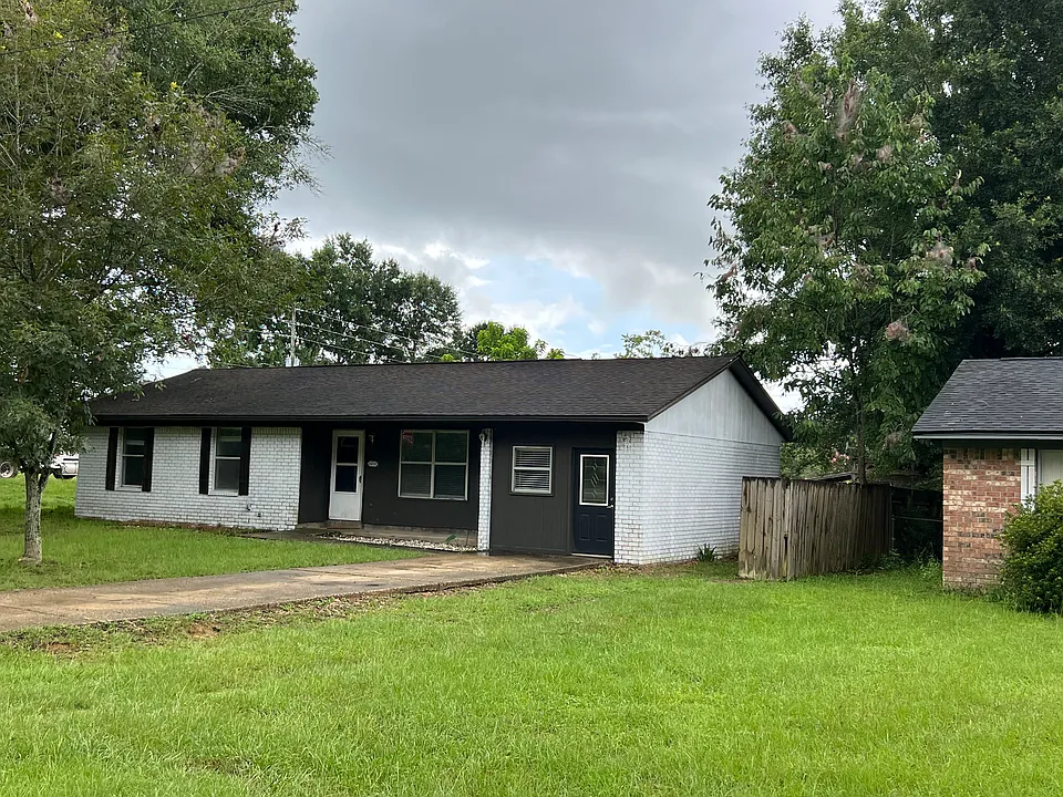6201 Frank Reeder Rd