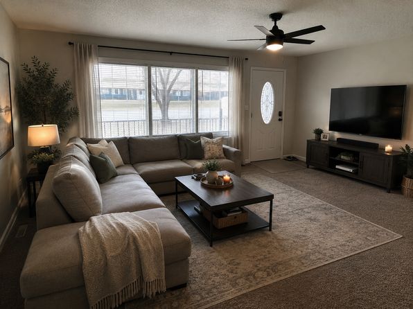 140 Crystal Ct