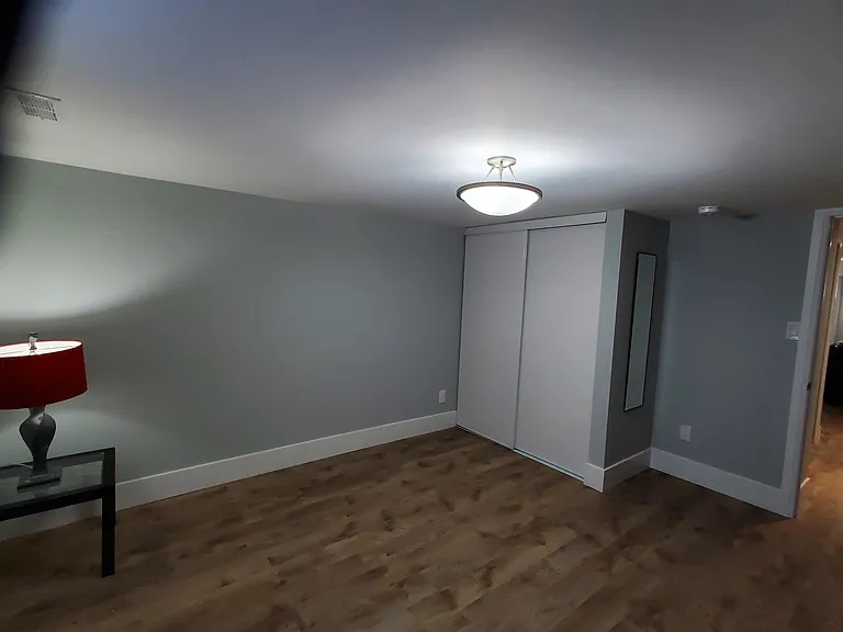 197 Honiton St #BASEMENT — Photo 9