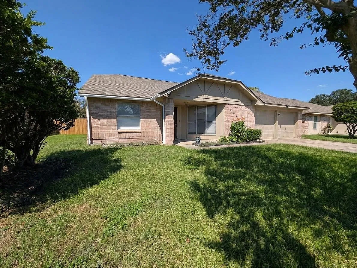 3 bed, 2.0 bath, 1581 sqft, $1,850 — Photo 1