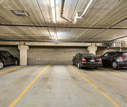 2nd image of 900 Chicago Ave Unit 315