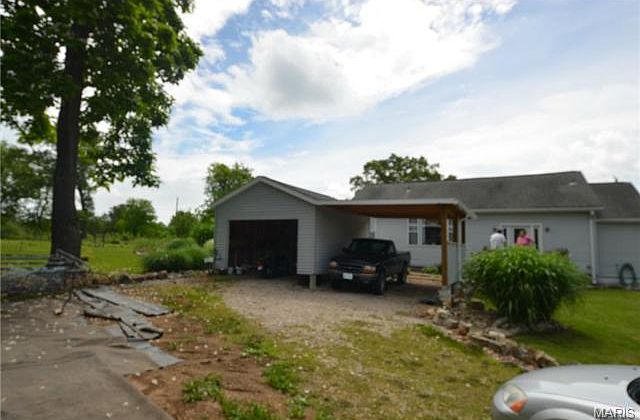 1st image of 106 6th St