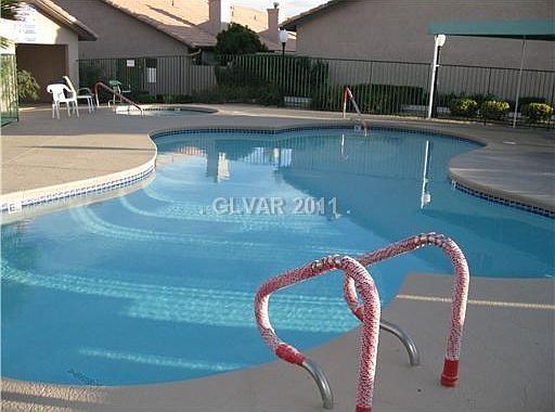 3rd image of 7044 Picaroon Ln