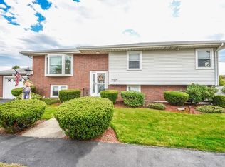 24 Richie Rd, Revere, MA 02151