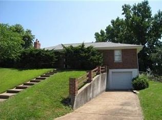 74 S Floridale Dr, Saint Louis, MO