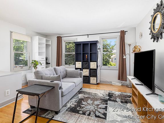 5th image of 44 Lafayette Ave NE #2