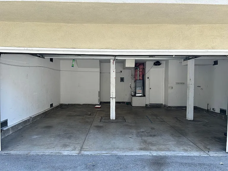 141 N Fonda St — Photo 28
