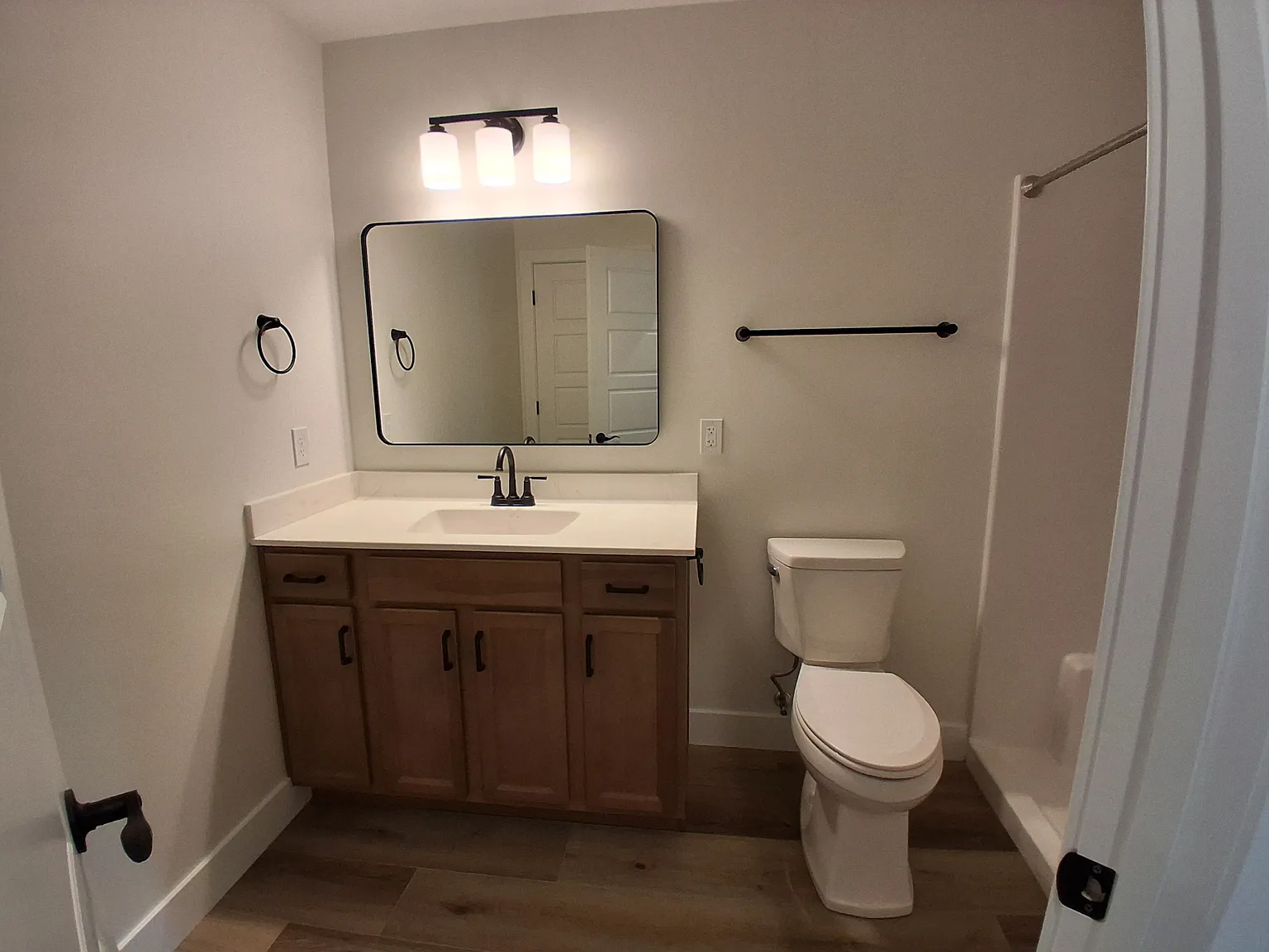 3 bed, 1262 sqft, $1,750 — Photo 4