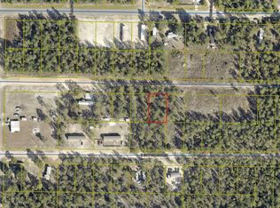 38 E Honeysuckle St, Defuniak Springs, FL 32433