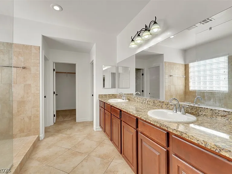 2519 Sparrow Way — Photo 33