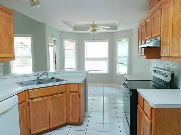 4th image of 6117 Jessica Dr