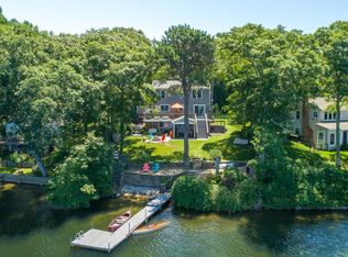 31 Crescent Rd, Plymouth, MA 02360