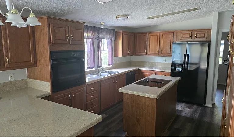 6230 Anniedora Ln — Photo 1