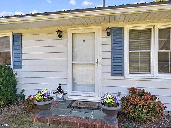 3rd image of 5829 Hammond School Rd