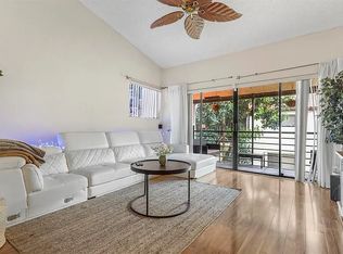12 Via De Casas Sur APT 203, Boynton Beach, FL 33426