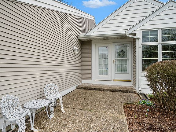 4th image of 844 Clarewood Ct