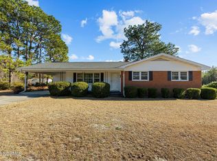 161 Rowe Ave, Aberdeen, NC 28315