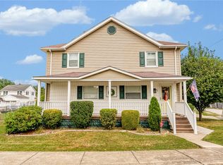 41 1st St, Smock, PA 15480