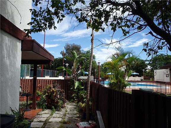 3rd image of 501 NW 98th Ct #501