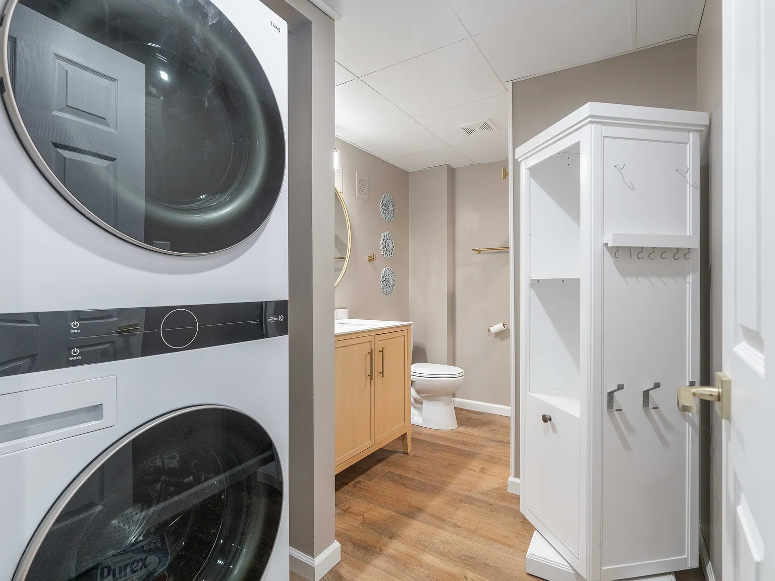 1 bed, 700 sqft, $2,500 — Photo 3