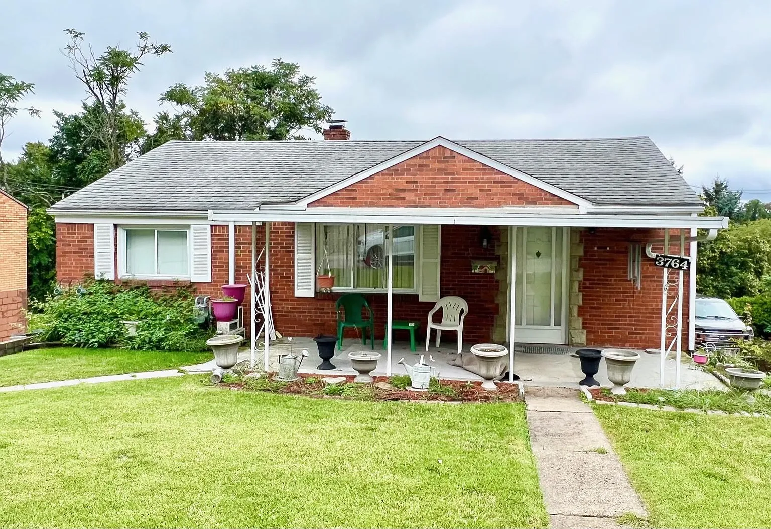 3764 Willett Rd photo 1