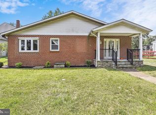 821 E Pasadena Rd, Pasadena, MD 21122