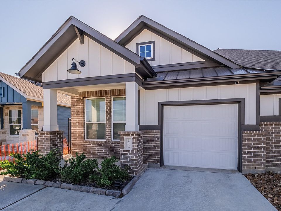 1st image of 10126 Crescendo Way
