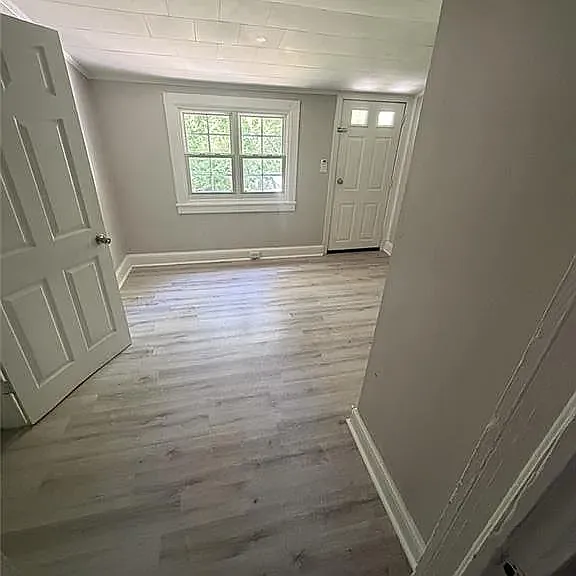 4224 Ogburn Ave — Photo 2