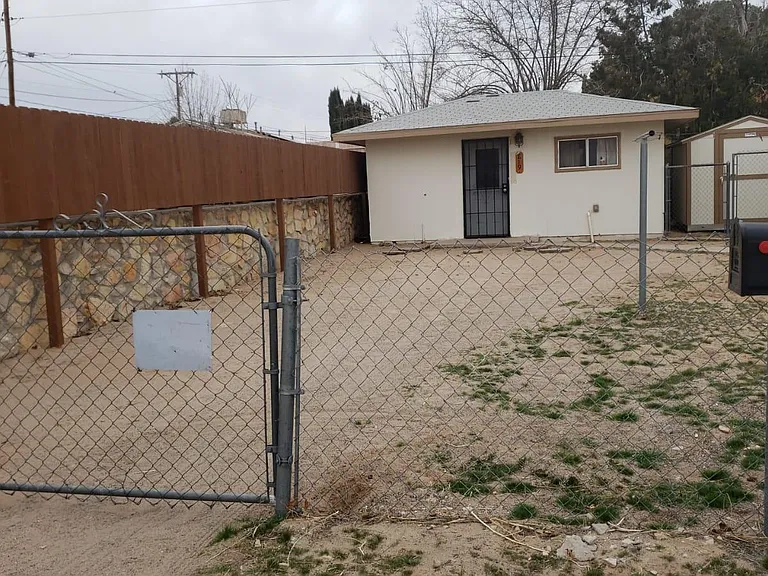 819 Rio Grande St — Photo 6