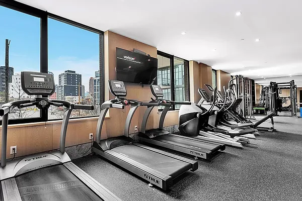 Rented by Cooper & Cooper Real Estate | media 7