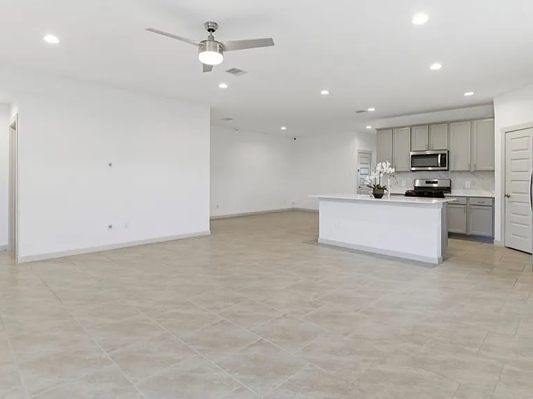 30034 Reagans Ranch Dr — Photo 8