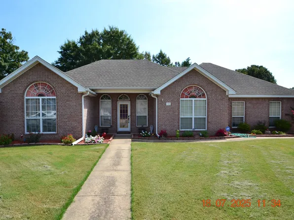 140 Obsidian Dr, Sherwood, AR 72120