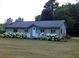 1400 Maxwell Rd, Petoskey, MI 49770