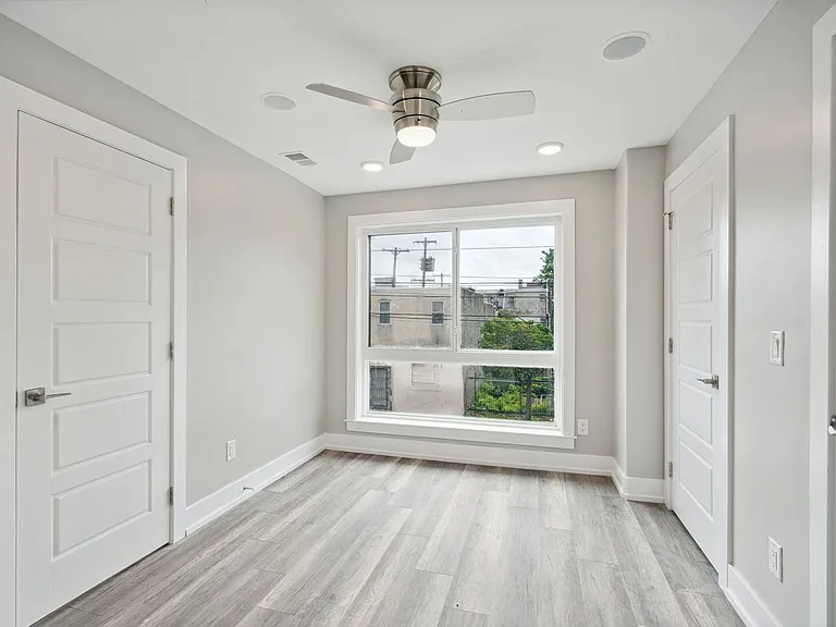 2262 N 2nd St — Photo 8