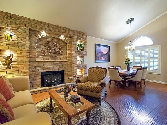 Formal Family Room 1