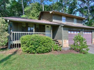 435 Pennybrook Dr, Stone Mountain, GA 30087