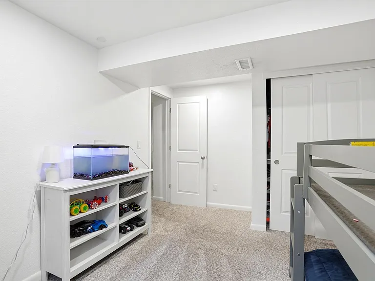 6162 Jellison Way — Photo 37