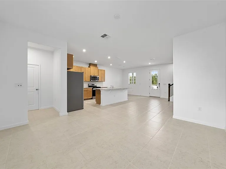 2408 Celebration Blvd — Photo 9